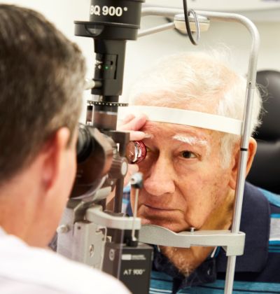 Dr Michael Karpa Eye Surgeon Best Practice Eyecare Sunshine Coast 13